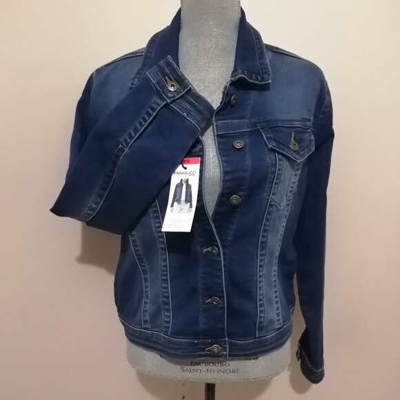 🇨🇦 Classic Denim Jacket, NWT - Picture 5 of 10